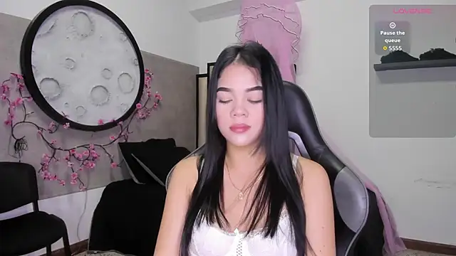 Luna  02 online show from 2, 3, 2026