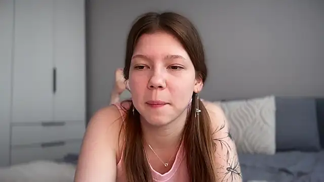 Snapshot of karalinhks chatting on 1, 2, 2026 karalinhks online show from 1, 2, 2026