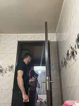 lenahhh online show from 5, 4, 2026