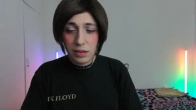 Snapshot of HoneyValentine chatting on 12, 2, 2026 HoneyValentine online show from 12, 2, 2026