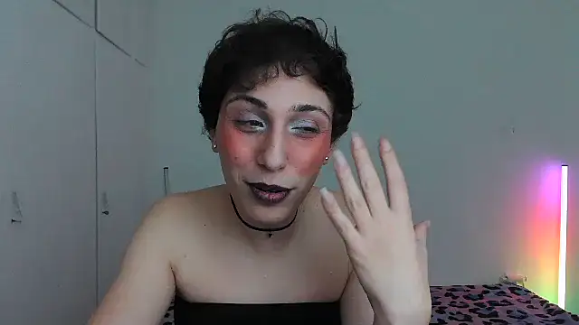 Snapshot of HoneyValentine chatting on 23, 2, 2026 HoneyValentine online show from 23, 2, 2026