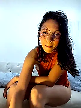 FrierenHot online show from 24, 4, 2026