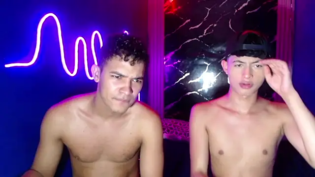 jamescurly00 online show from 11, 4, 2026