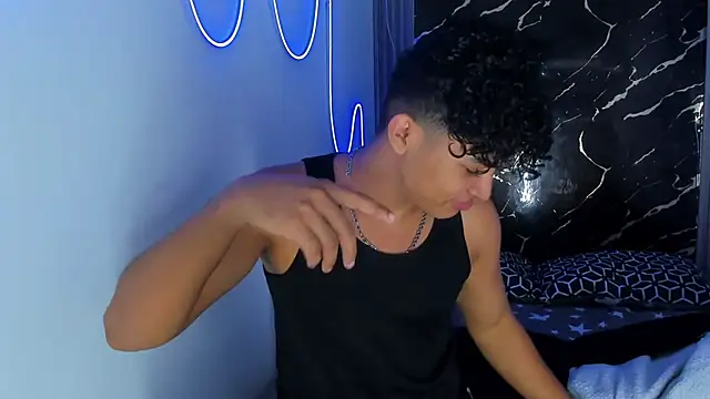 jamescurly00 online show from 8, 1, 2026