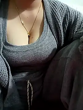 Snapshot of Tulip_Giang chatting on 15, 1, 2026 Tulip Giang online show from 15, 1, 2026