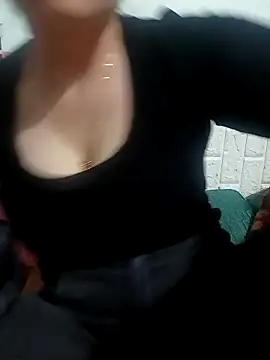 Snapshot of Tulip_Giang chatting on 6, 1, 2026 Tulip Giang online show from 6, 1, 2026