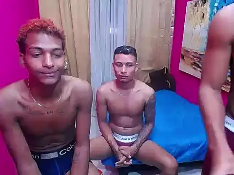 hugecock black online show from 14, 1, 2026