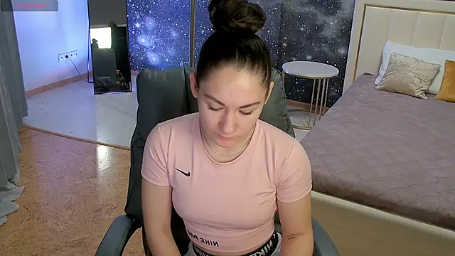 Adele Shy  online show from 15, 1, 2026