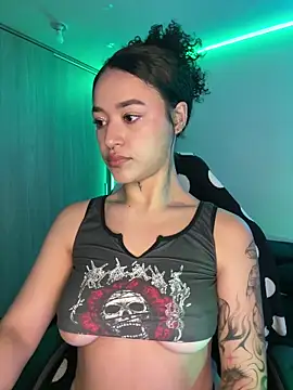 crystal dlun online show from 30, 3, 2026