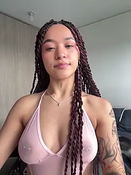 crystal dlun online show from 23, 2, 2026