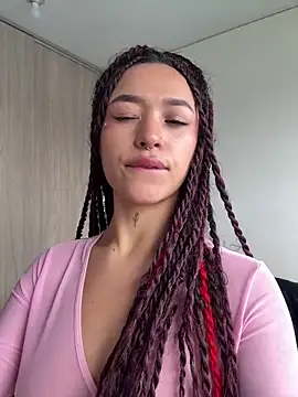 crystal dlun online show from 10, 3, 2026