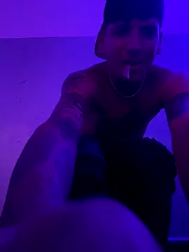 Sam 33 sexy 27 online show from 7, 1, 2026