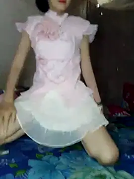 Snapshot of -Nicole-e chatting on 11, 1, 2026 -Nicole-e online show from 11, 1, 2026