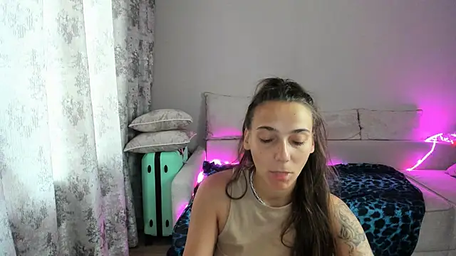AnnaMized online show from 2, 4, 2026