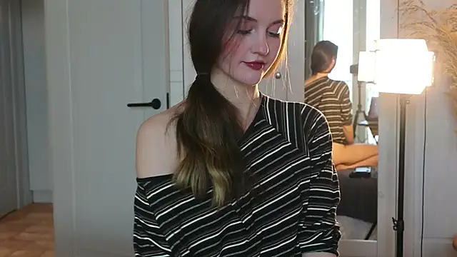 Lilyblush online show from 10, 1, 2026