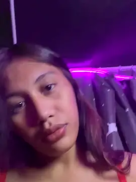 bigmeatcock luna online show from 3, 5, 2026