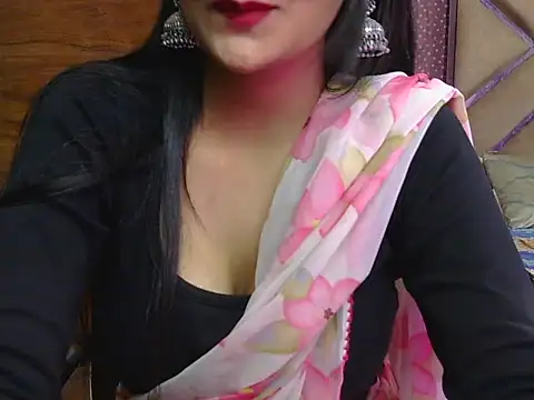 Snapshot of sweet_riyaaa chatting on 17, 6, 2026 sweet riyaaa online show from 17, 6, 2026