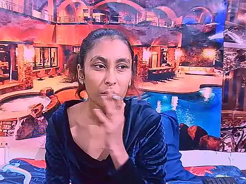 IndianSexyButt online show from 2, 4, 2026