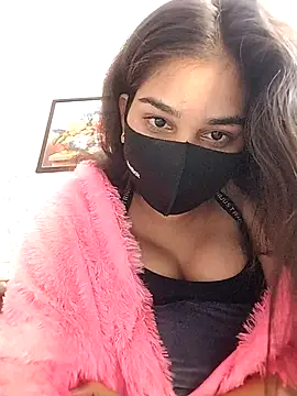 Snapshot of babydoll7172 chatting on 8, 1, 2026 babydoll7172 online show from 8, 1, 2026