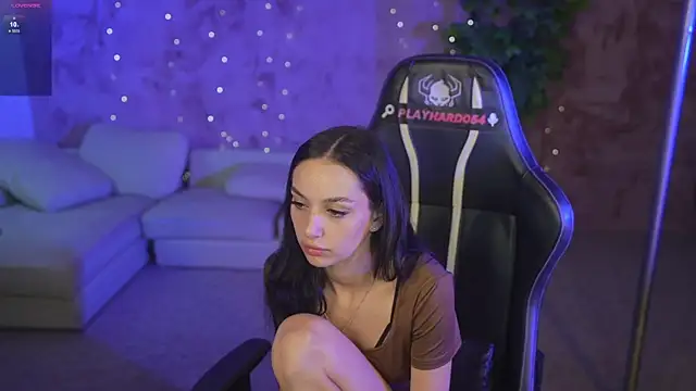 Mila Rose054 online show from 11, 7, 2026