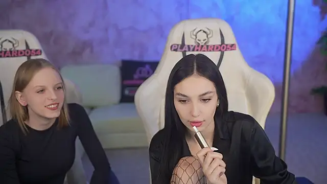 Mila Rose054 online show from 21, 2, 2026