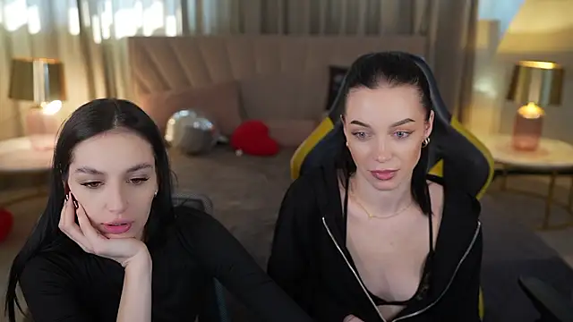 Mila Rose054 online show from 24, 3, 2026