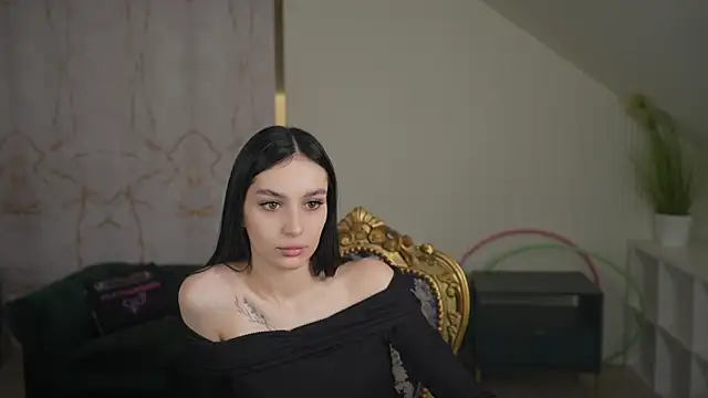 Mila Rose054 online show from 16, 3, 2026