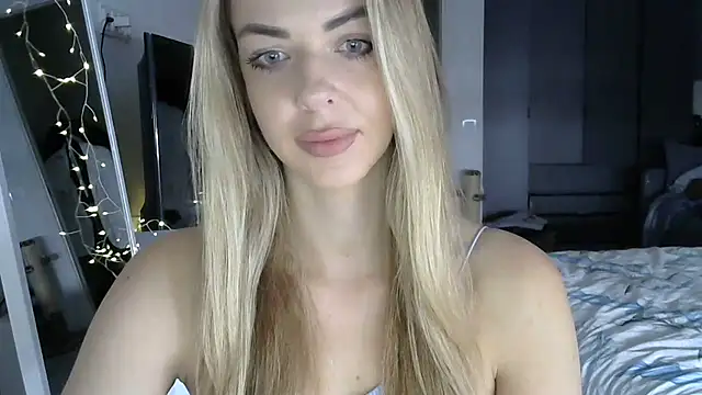 LizaSweetyq online show from 14, 1, 2026