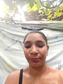 Snapshot of chikivivi- chatting on 8, 1, 2026 chikivivi- online show from 8, 1, 2026