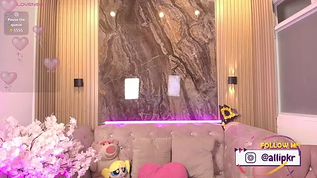 Allison Parker1  online show from 19, 3, 2026