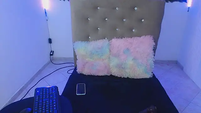 sexy bonnie 18 online show from 12, 1, 2026