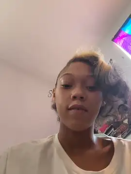 Snapshot of Tamiii420 chatting on 28, 2, 2026 Tamiii420 online show from 28, 2, 2026