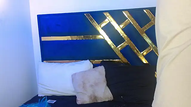 Angel adrien online show from 25, 3, 2026