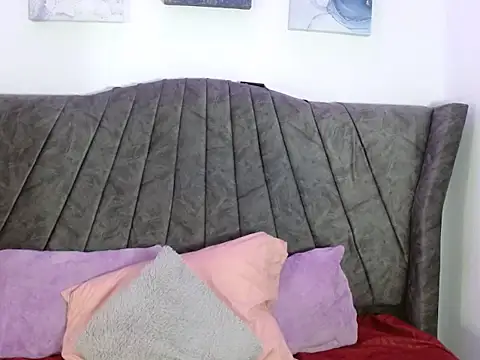 Angel adrien online show from 5, 2, 2026