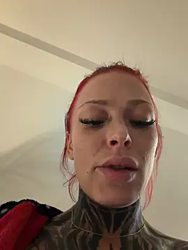 TittenTina online show from 8, 2, 2026