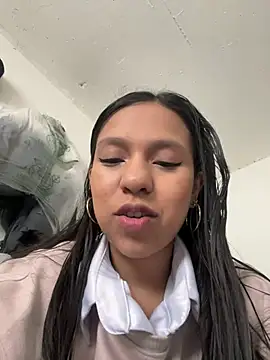 DulceRouss  online show from 8, 3, 2026