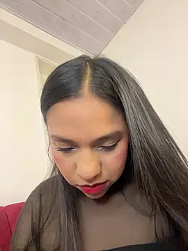 DulceRouss  online show from 11, 3, 2026