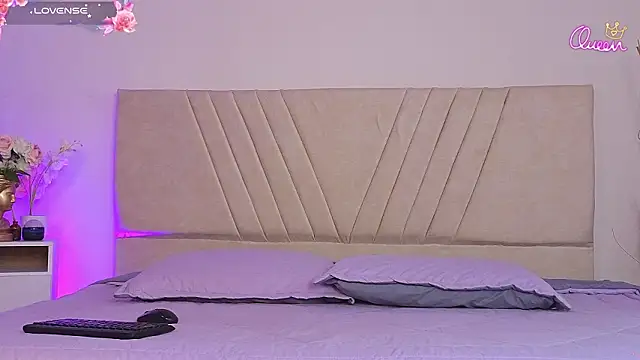 DulceRouss  online show from 23, 2, 2026