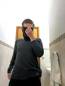 Snapshot of petiteyanel chatting on 12, 1, 2026 petiteyanel online show from 12, 1, 2026