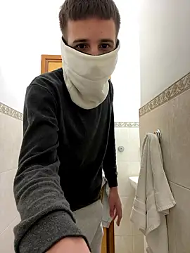 Snapshot of petiteyanel chatting on 16, 1, 2026 petiteyanel online show from 16, 1, 2026