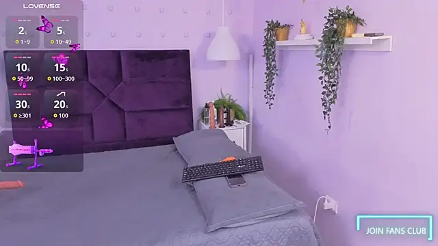 Yasminbrattz online show from 2, 4, 2026