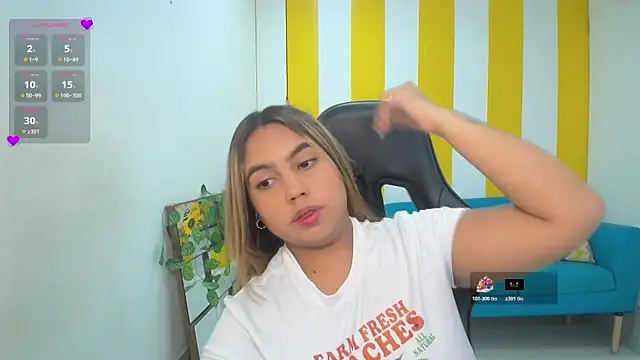 Snapshot of esmeralda_cuisman chatting on 26, 2, 2026 esmeralda cuisman online show from 26, 2, 2026