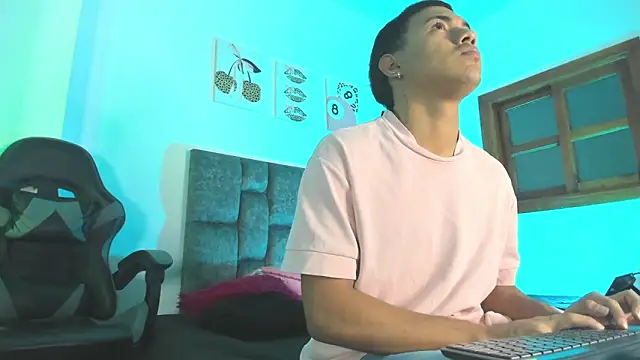 Liamsubtle01 online show from 9, 4, 2026