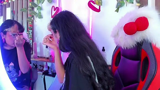 MeowMota  online show from 17, 5, 2026