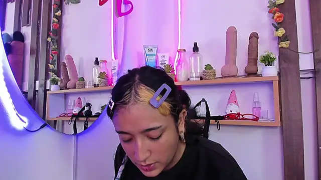 MeowMota  online show from 25, 4, 2026