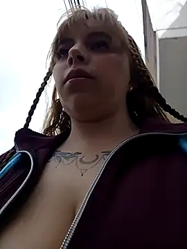 ISABELLA-01  online show from 23, 4, 2026