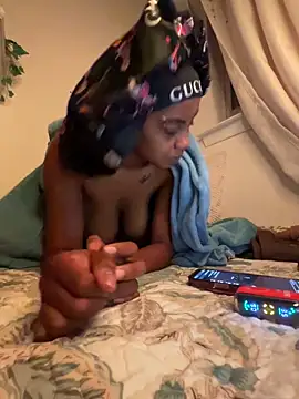 Snapshot of oshun6360 chatting on 10, 6, 2026 oshun6360 online show from 10, 6, 2026