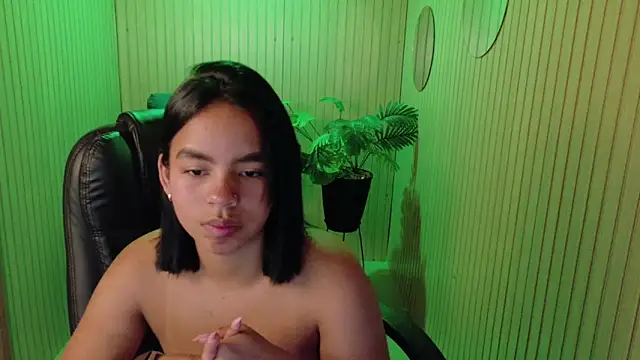 SofiaMante  online show from 27, 5, 2026