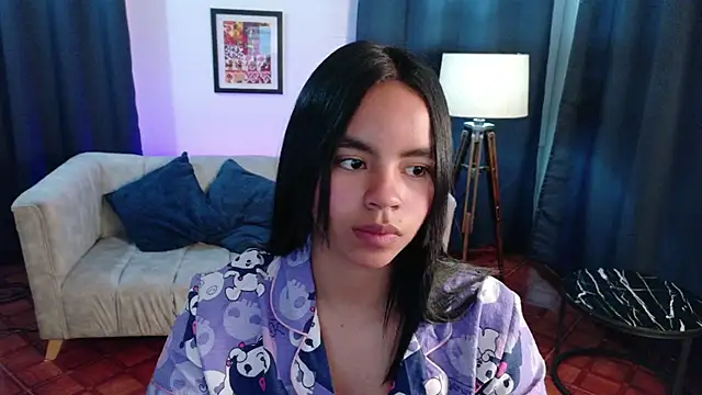 SofiaMante  online show from 12, 4, 2026