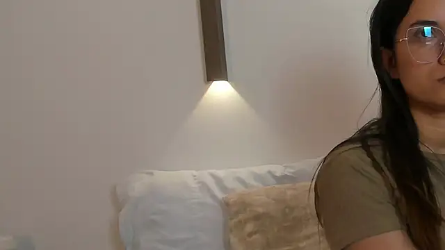 Snapshot of scarlett_rosse_x chatting on 3, 2, 2026 scarlett rosse x online show from 3, 2, 2026